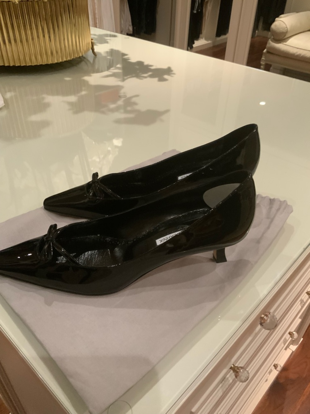 Manolo Blahnik Black Patent Pointed Toe Bow Pumps - Picture 3 of 4
